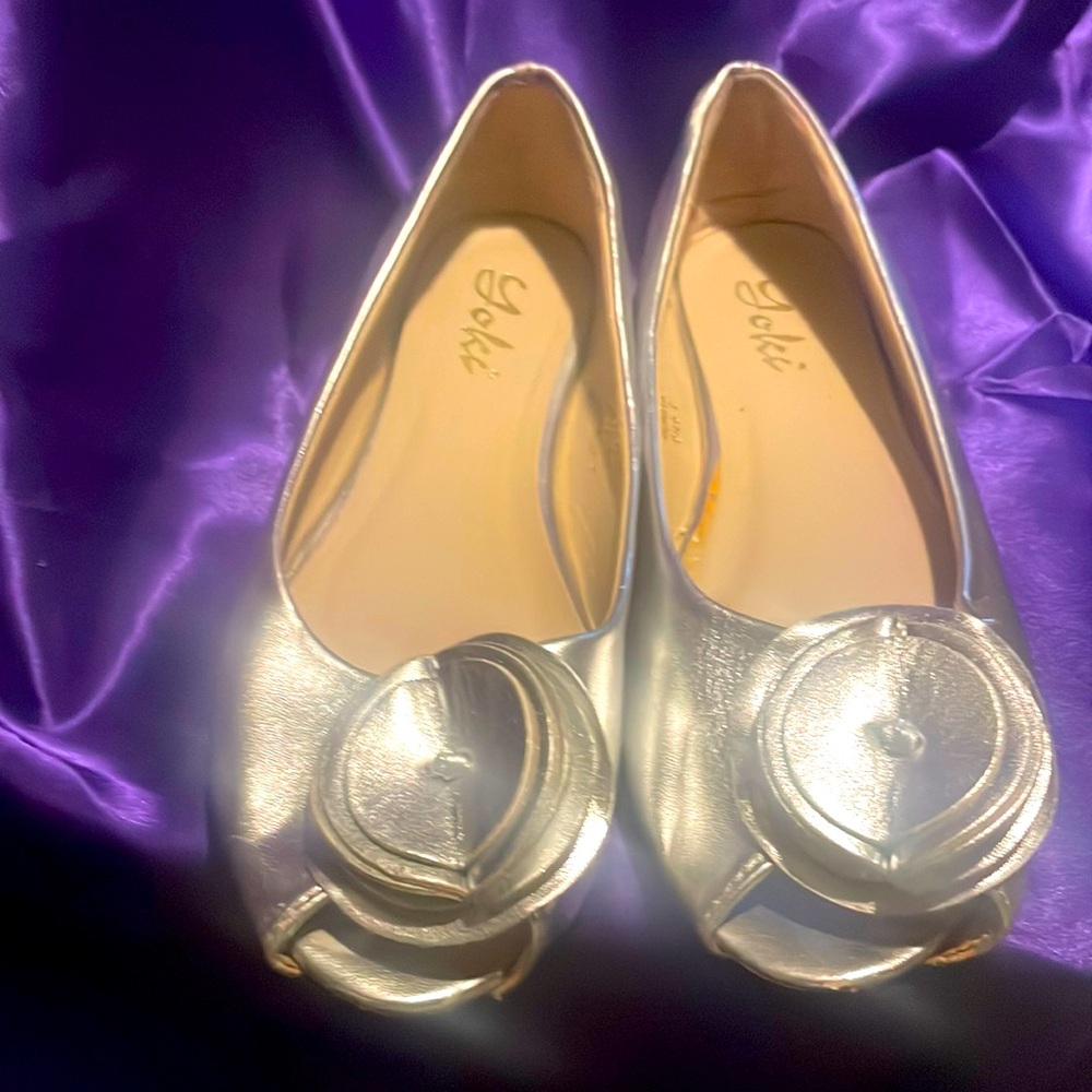 Silver flats